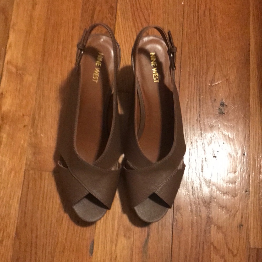 Brown Platform Sandals (Never Worn)